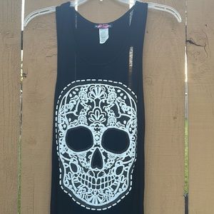 SKULL FRINGE TANK TOP!